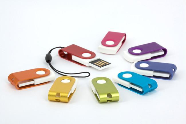 Mini twister usb flash drive with keychain